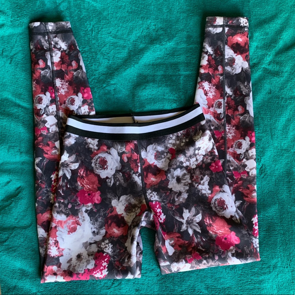 Forever 21 floral print workout leggings